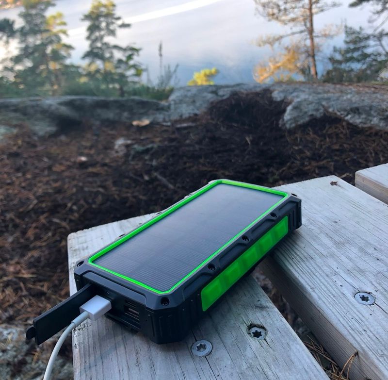 Powerbank med solcelle 36.000